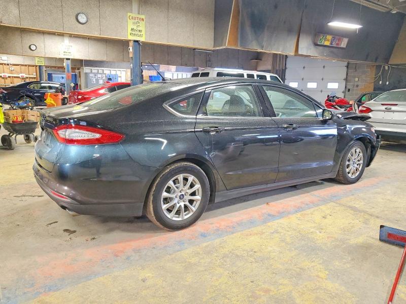 Photo 3 from auction – 2015 FORD FUSION S with VIN 3FA6P0G79FR158876