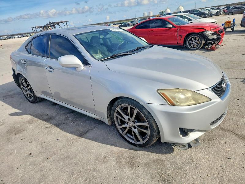 Photo 4 from auction – 2008 LEXUS IS 250 with VIN JTHBK262185083930