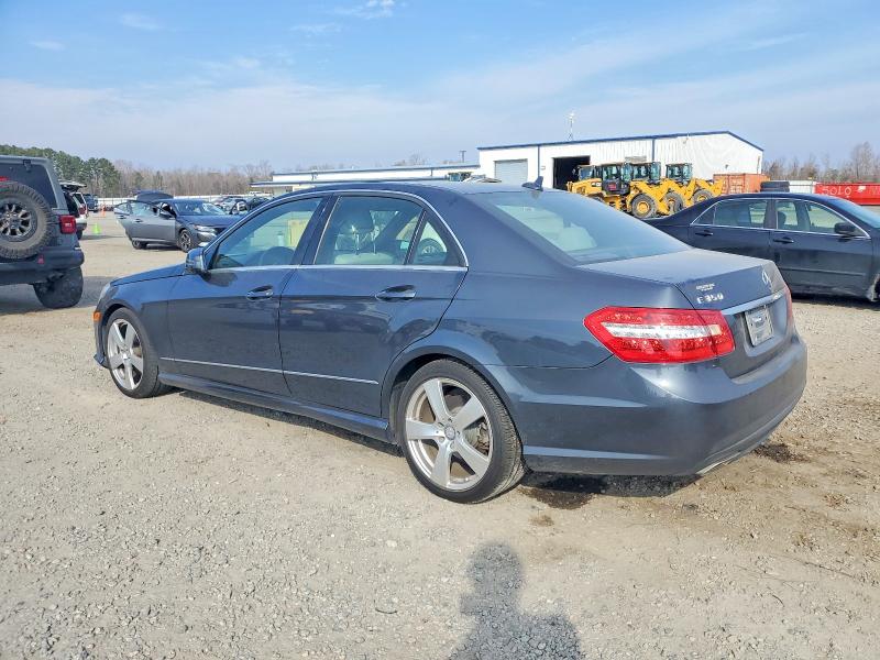 Photo 2 from auction – 2011 MERCEDES-BENZ E 350 with VIN WDDHF5GB5BA458609