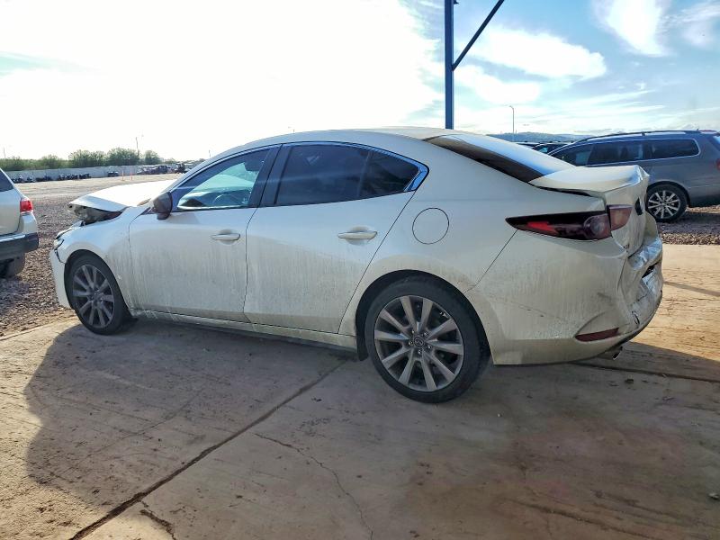 Photo 2 from auction – 2021 MAZDA 3 SELECT with VIN JM1BPABL4M1320844