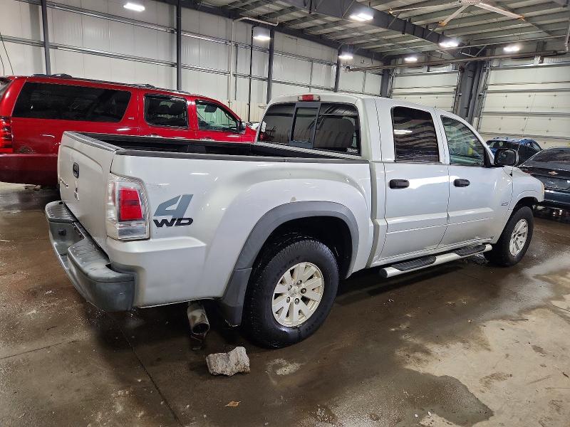 Photo 3 from auction – 2006 MITSUBISHI RAIDER with VIN 1Z7HT38K76S538262