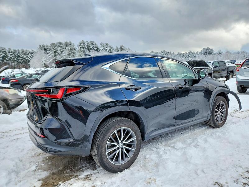 Photo 3 from auction – 2022 LEXUS NX 350 with VIN 2T2GGCEZXNC013544