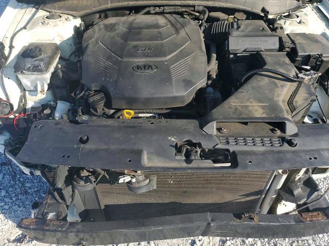 Photo 11 from auction – 2017 KIA CADENZA PR with VIN KNALB4J17H5086117