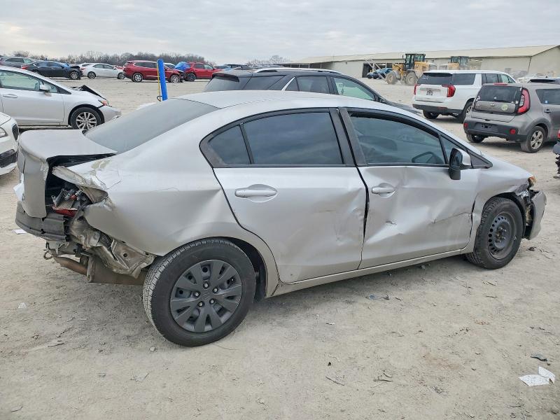 Photo 3 from auction – 2012 HONDA CIVIC LX with VIN 19XFB2F53CE067500