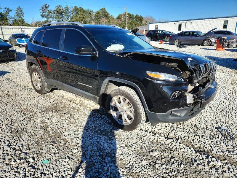Photo 4 from auction – 2018 JEEP CHEROKEE L with VIN 1C4PJLCB5JD596694