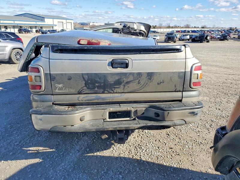 Photo 6 from auction – 2002 CHEVROLET SILVERADO with VIN 2GCEC19T821279642
