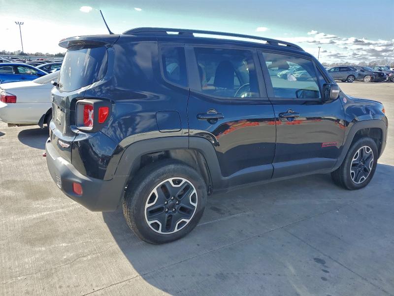 Photo 3 from auction – 2017 JEEP RENEGADE T with VIN ZACCJBCB2HPG62056