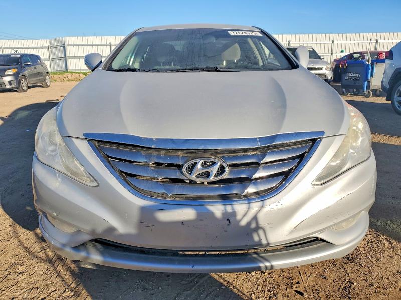 Photo 5 from auction – 2013 HYUNDAI SONATA with VIN 5NPEB4AC1DH807412