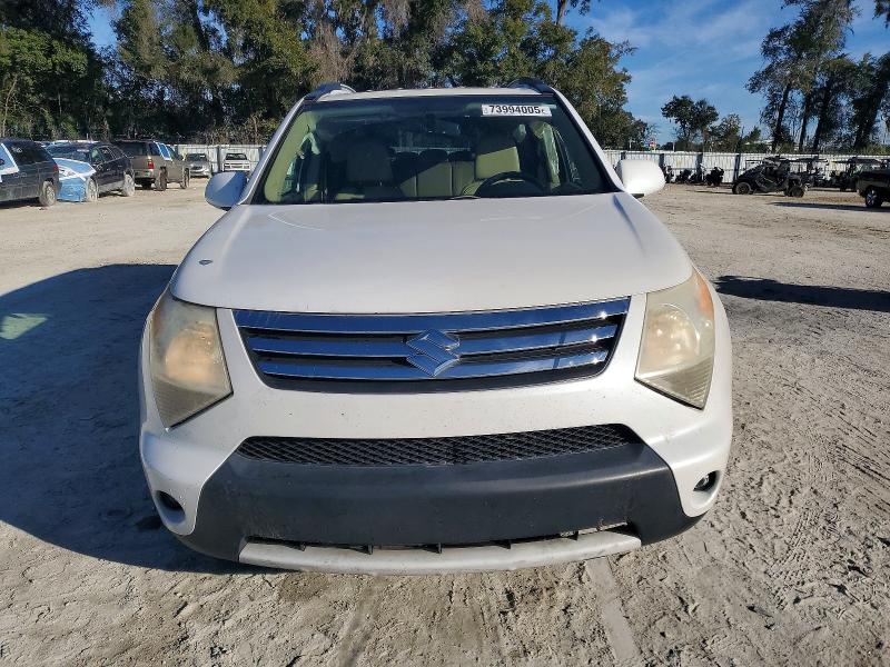 Photo 5 from auction – 2008 SUZUKI XL7 LIMITE with VIN 2S3DB917386125719