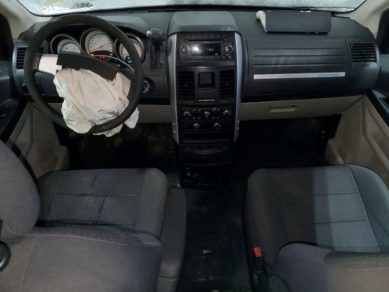 Photo 8 from auction – 2010 DODGE GRAND CARA with VIN 2D4RN4DE2AR380166