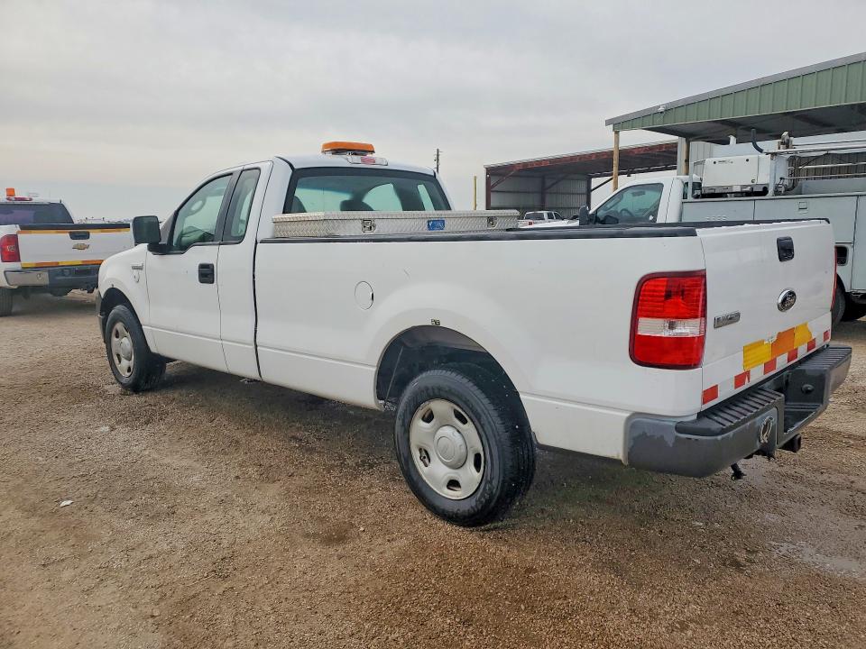Photo 2 from auction – 2007 FORD F150 with VIN 1FTRF12W97KD54112