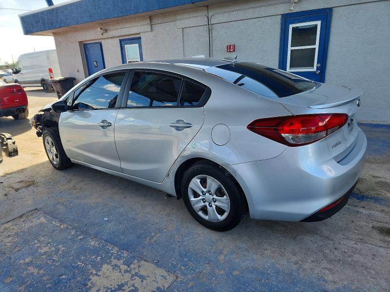 Photo 2 from auction – 2018 KIA FORTE with VIN 3KPFL4A72JE234377