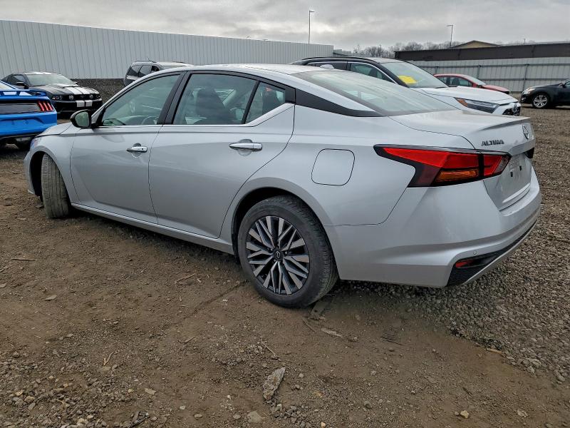 Photo 2 from auction – 2024 NISSAN ALTIMA SV with VIN 1N4BL4DVXRN345975