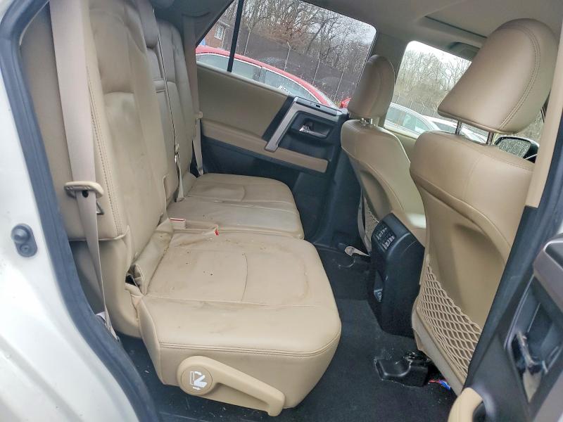 Photo 11 from auction – 2020 TOYOTA 4RUNNER with VIN JTEBU5JRXL5832746