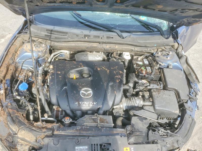 Photo 11 from auction – 2018 MAZDA 3 with VIN 3MZBN1U7XJM220555