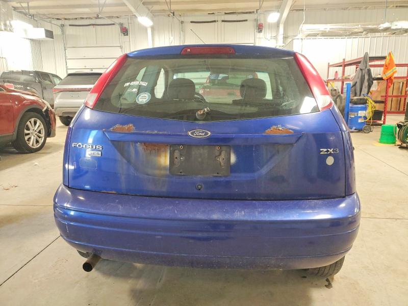 Photo 6 from auction – 2005 FORD FOCUS ZX3 with VIN 3FAFP31N85R123656