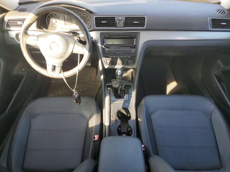 Photo 8 from auction – 2014 VOLKSWAGEN PASSAT S with VIN 1VWAS7A33EC025347