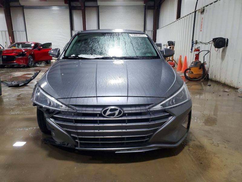 Photo 5 from auction – 2019 HYUNDAI ELANTRA SE with VIN 5NPD74LF3KH441728