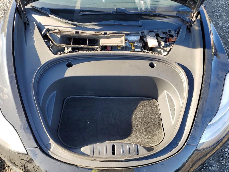 Photo 11 from auction – 2018 TESLA MODEL 3 with VIN 5YJ3E1EA0JF023688