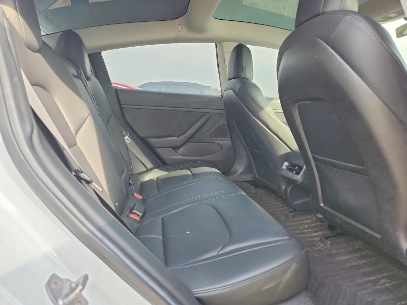 Photo 10 from auction – 2018 TESLA MODEL 3 with VIN 5YJ3E1EA1JF010593