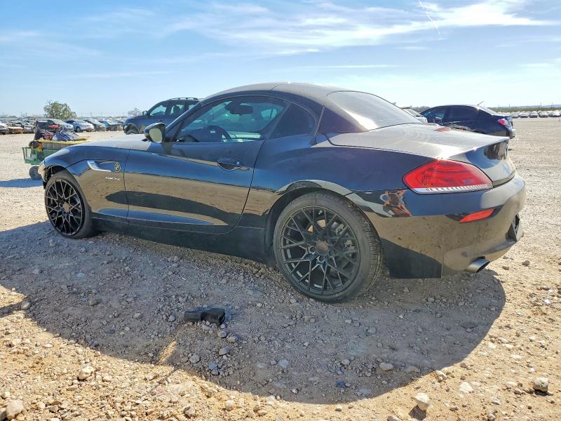 Photo 2 from auction – 2016 BMW Z4 SDRIVE3 with VIN WBALM7C56G5B59863