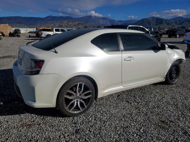 Photo 3 from auction – 2016 TOYOTA SCION TC with VIN JTKJF5C70GJ017516