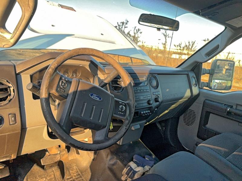 Photo 9 from auction – 2015 FORD F550 SUPER with VIN 1FDUF5GY5FED31060
