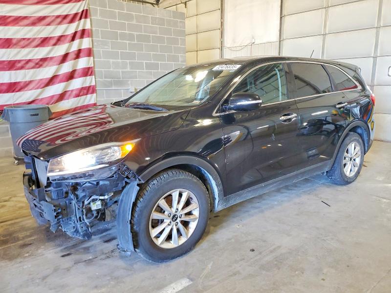 KIA SORENTO 2019 with VIN 5XYPG4A35KG572284 - Photo from auction