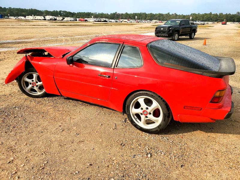 Photo 2 from auction – 1987 PORSCHE 944 with VIN WP0AA2956HN152570