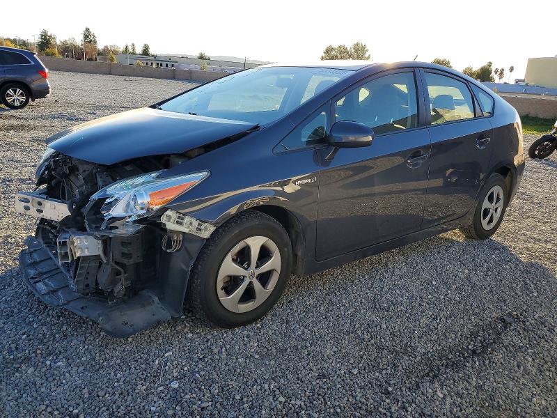 TOYOTA PRIUS 2015 مع رقم تعريف المركبة JTDKN3DU0F0473687 - صورة من المزاد