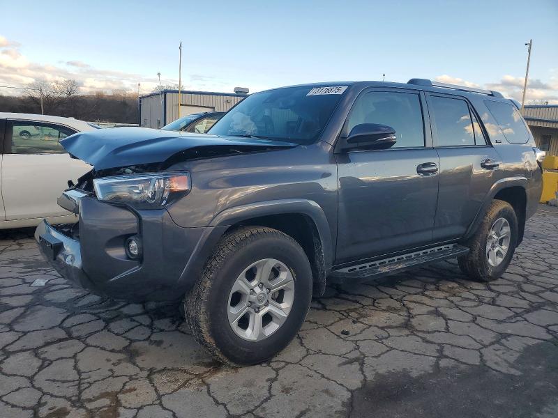TOYOTA 4RUNNER SE 2023 with VIN JTENU5JR1P6152201 - Photo from auction