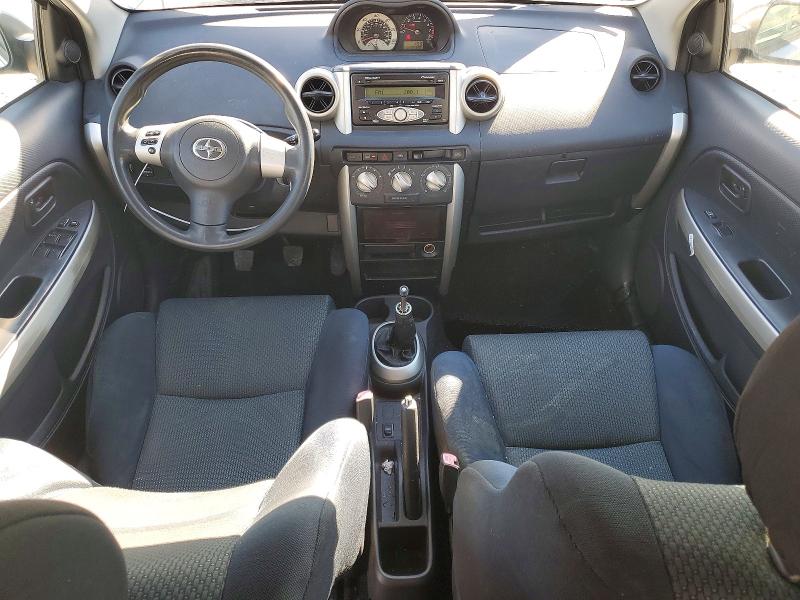 Photo 8 from auction – 2006 TOYOTA SCION XA with VIN JTKKT624260162670