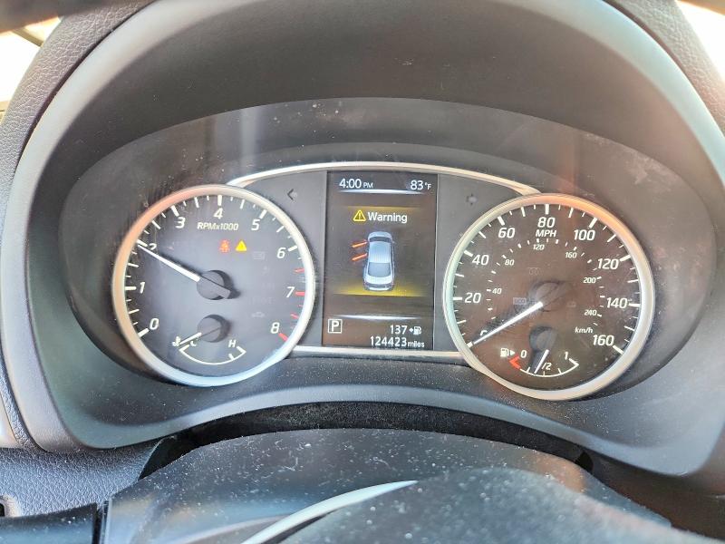 Photo 9 from auction – 2017 NISSAN SENTRA S with VIN 3N1AB7AP0HL637457
