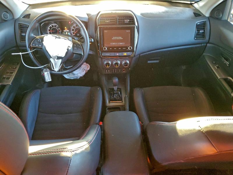 Photo 8 from auction – 2024 MITSUBISHI OUTLANDER with VIN JA4ARUAU9RU019052