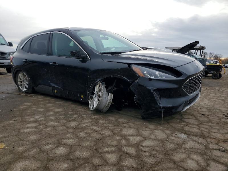Photo 4 from auction – 2020 FORD ESCAPE with VIN 1FMCU9G64LUC70678