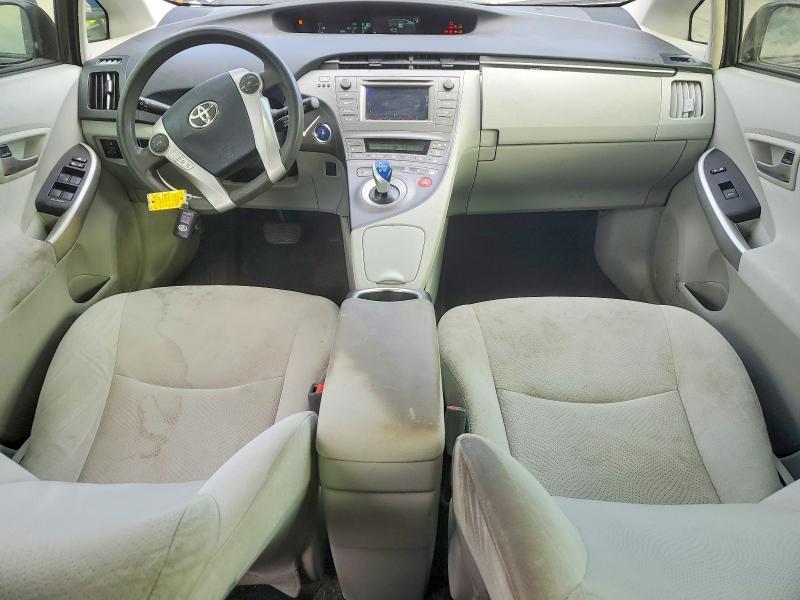 Photo 8 from auction – 2015 TOYOTA PRIUS with VIN JTDKN3DUXF0427946