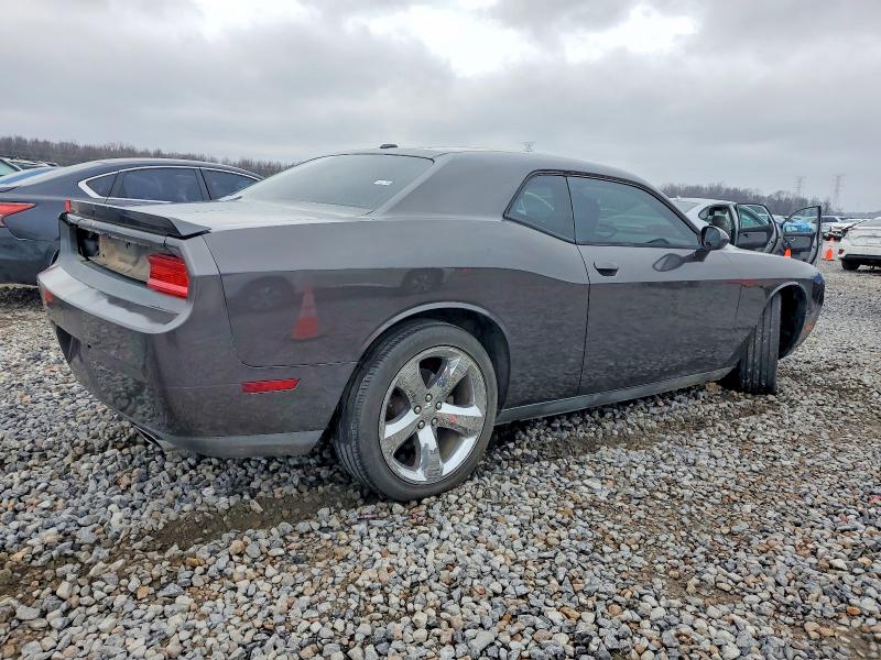 Photo 3 from auction – 2014 DODGE CHALLENGER with VIN 2C3CDYAG0EH204056
