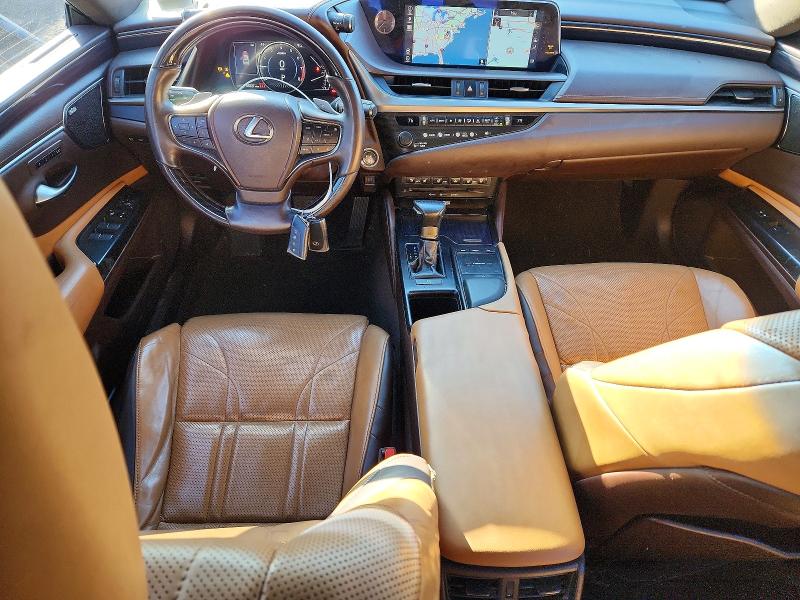 صورة رقم 8 من المزاد - 2019 LEXUS ES مع VIN 58ABZ1B1XKU030617