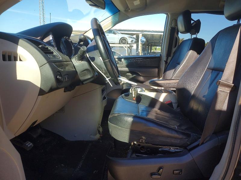 Photo 7 from auction – 2013 CHRYSLER TOWN & COU with VIN 2C4RC1BG6DR742896