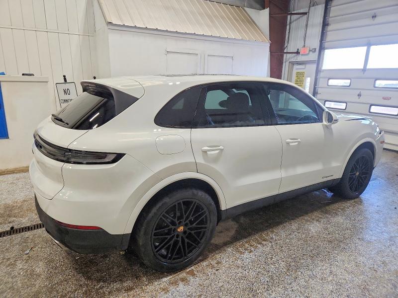 Photo 3 from auction – 2024 PORSCHE CAYENNE with VIN WP1AA2AY7RDA04505