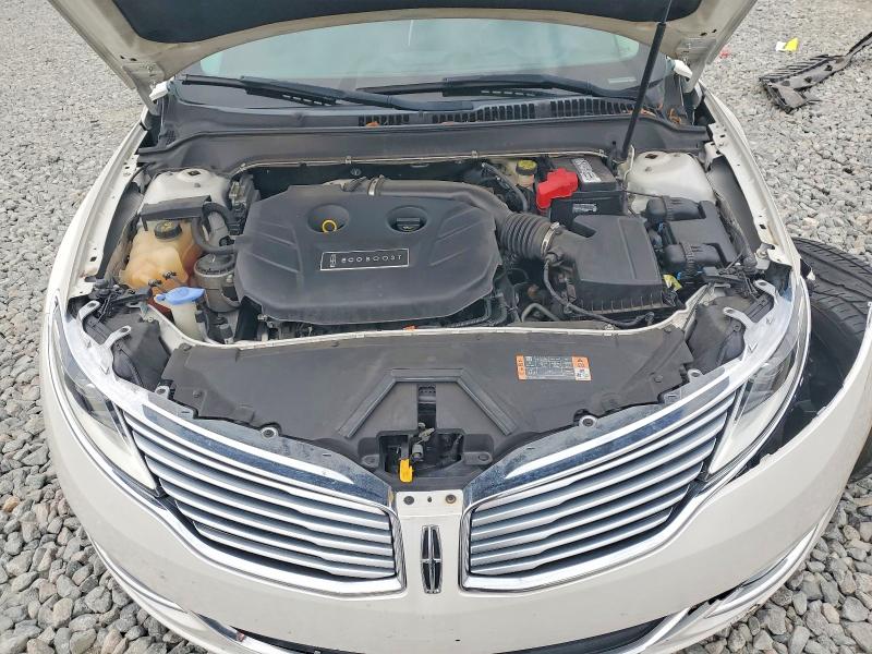 Photo 11 from auction – 2015 LINCOLN MKZ with VIN 3LN6L2G95FR616038