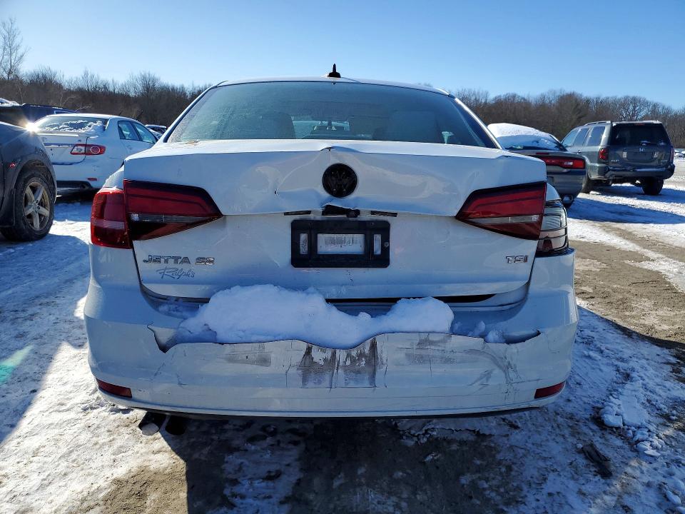 Photo 6 from auction – 2017 VOLKSWAGEN JETTA with VIN 3VWDB7AJ2HM375177