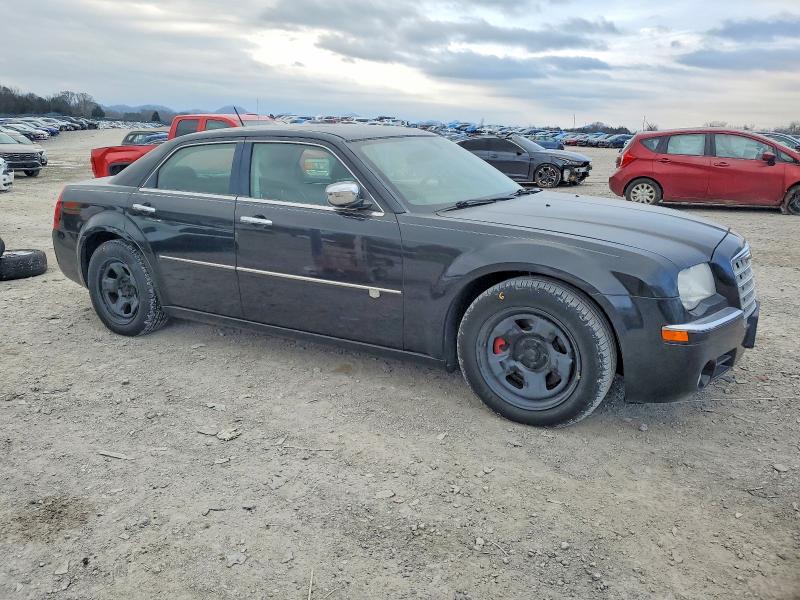 Photo 4 from auction – 2008 CHRYSLER 300C with VIN 2C3LA63H58H138398