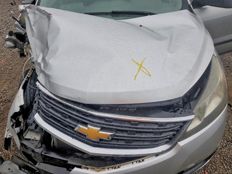 Photo 12 from auction – 2015 CHEVROLET TRAVERSE with VIN 1GNKRFKD5FJ140623