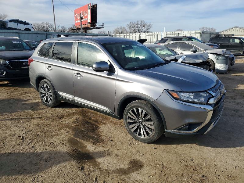 Photo 4 from auction – 2019 MITSUBISHI OUTLANDER with VIN JA4AD3A30KZ019143