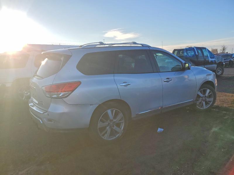 Photo 3 from auction – 2014 NISSAN PATHFINDER with VIN 5N1AR2MM5EC679705
