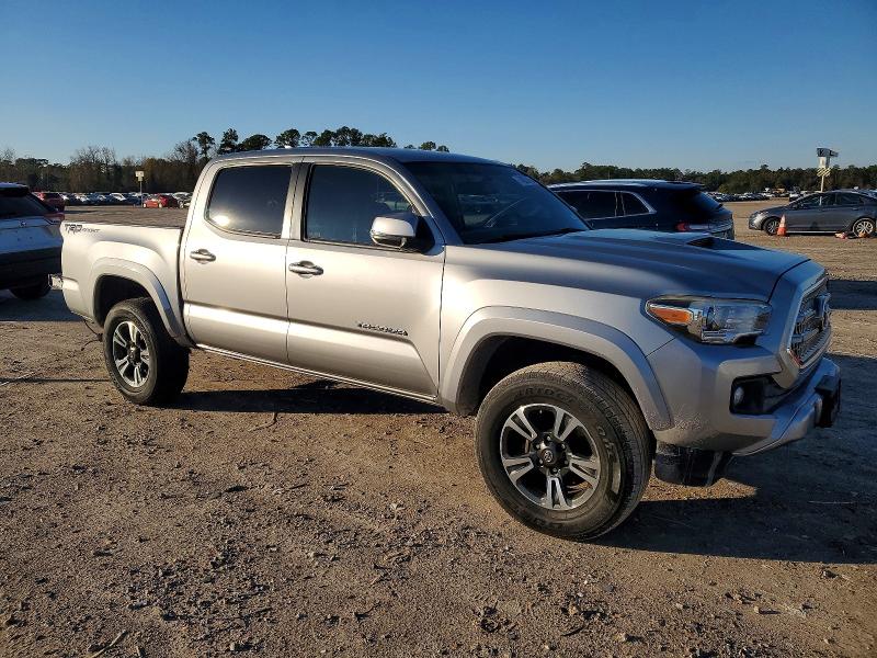 Photo 4 from auction – 2017 TOYOTA TACOMA DOU with VIN 3TMAZ5CN9HM040651