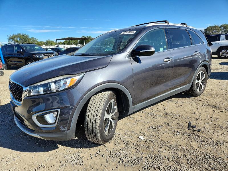 KIA SORENTO EX 2016 with VIN 5XYPH4A50GG158366 - Photo from auction