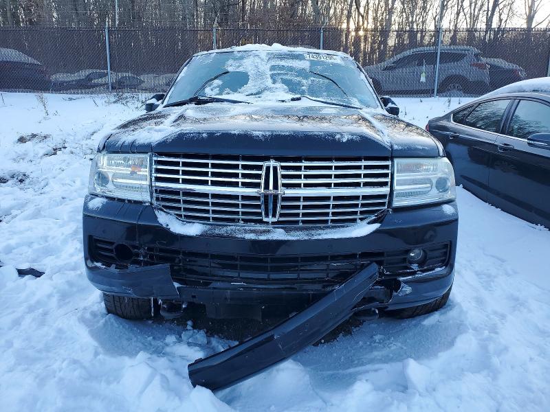 Photo 5 from auction – 2011 LINCOLN NAVIGATOR with VIN 5LMJJ3J52BEJ04212
