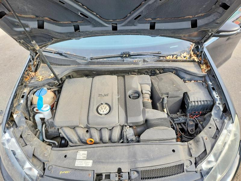 Photo 11 from auction – 2012 VOLKSWAGEN GOLF with VIN WVWDB7AJ7CW292128